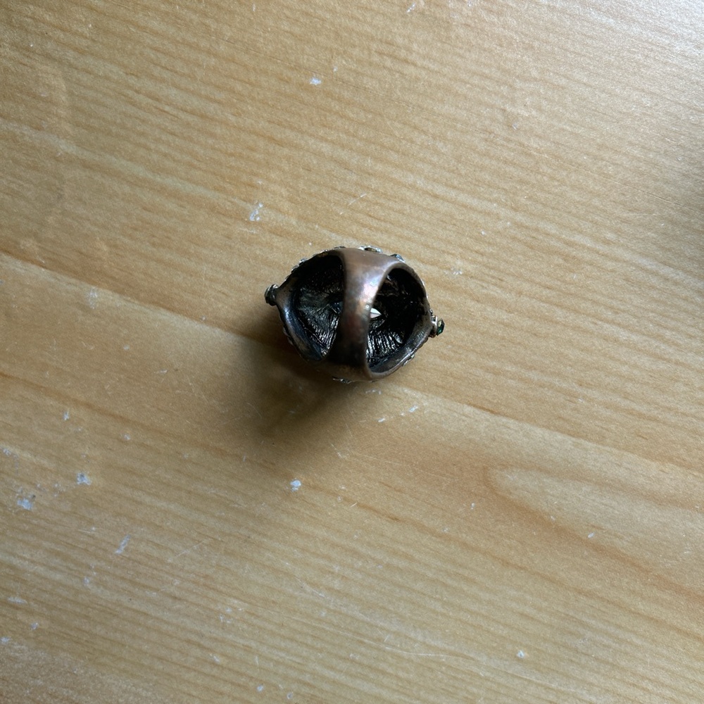 ring - Picture 2 of 2